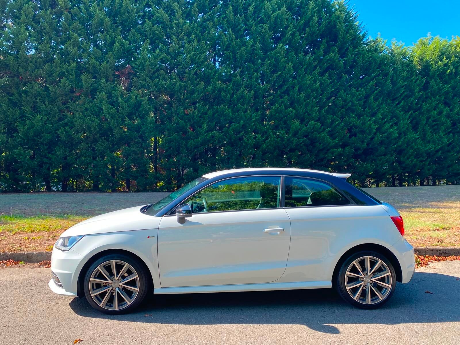AUDI A1 1.4 TDI ADRENALIM SLINE