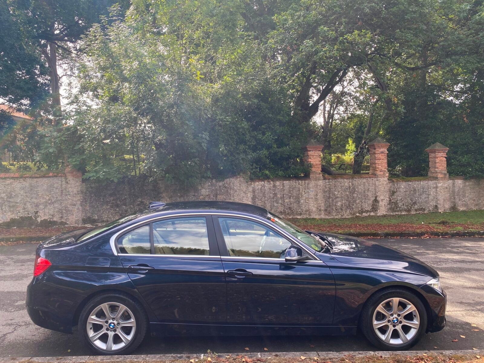 BMW 318D AUTO