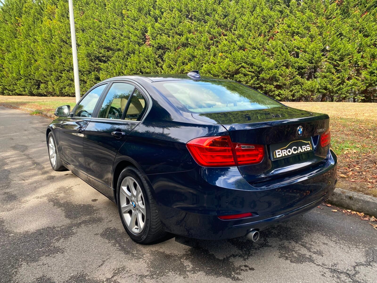 BMW 318D AUTO
