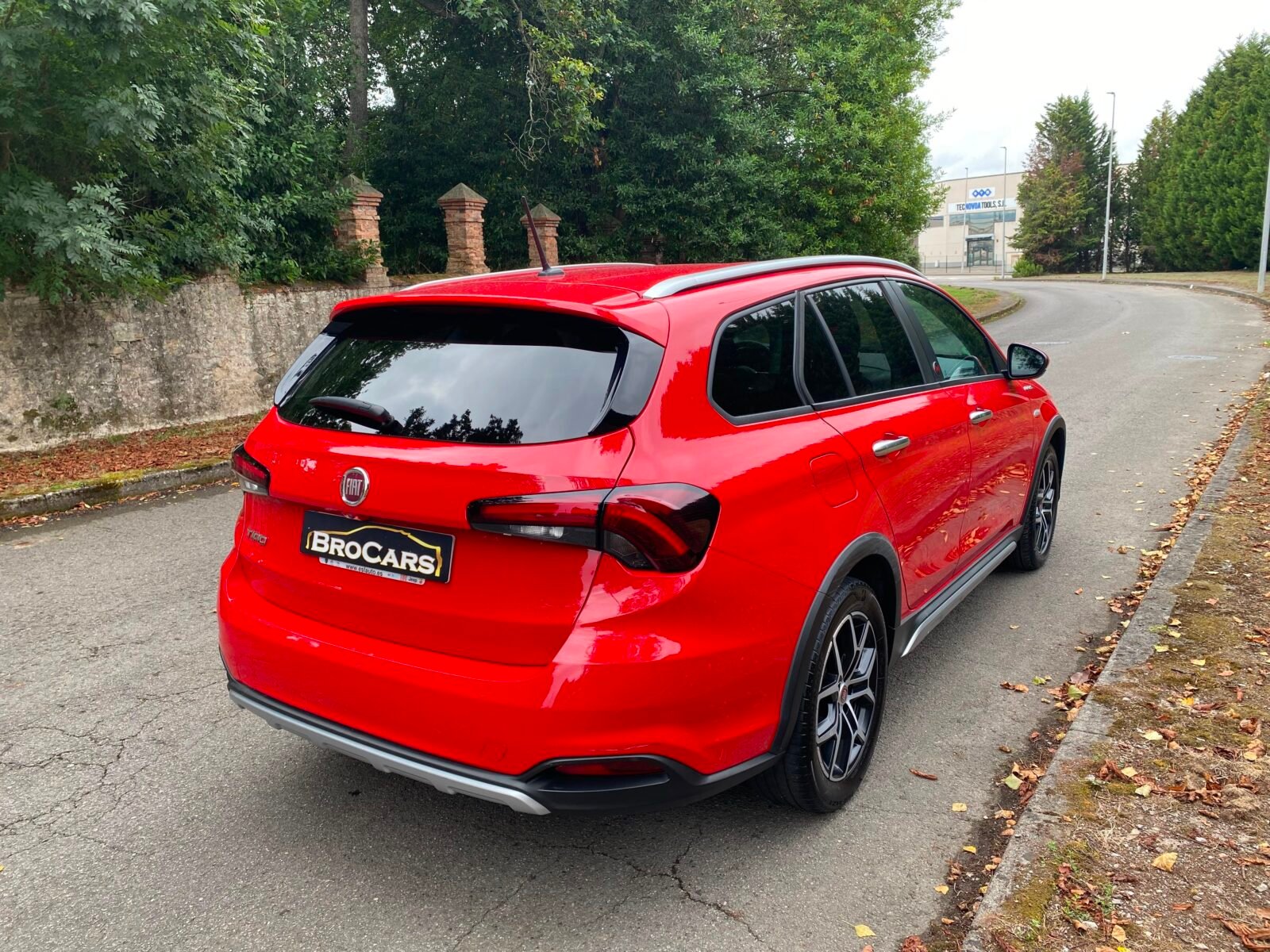 FIAT TIPO CROSS 1.0 RED