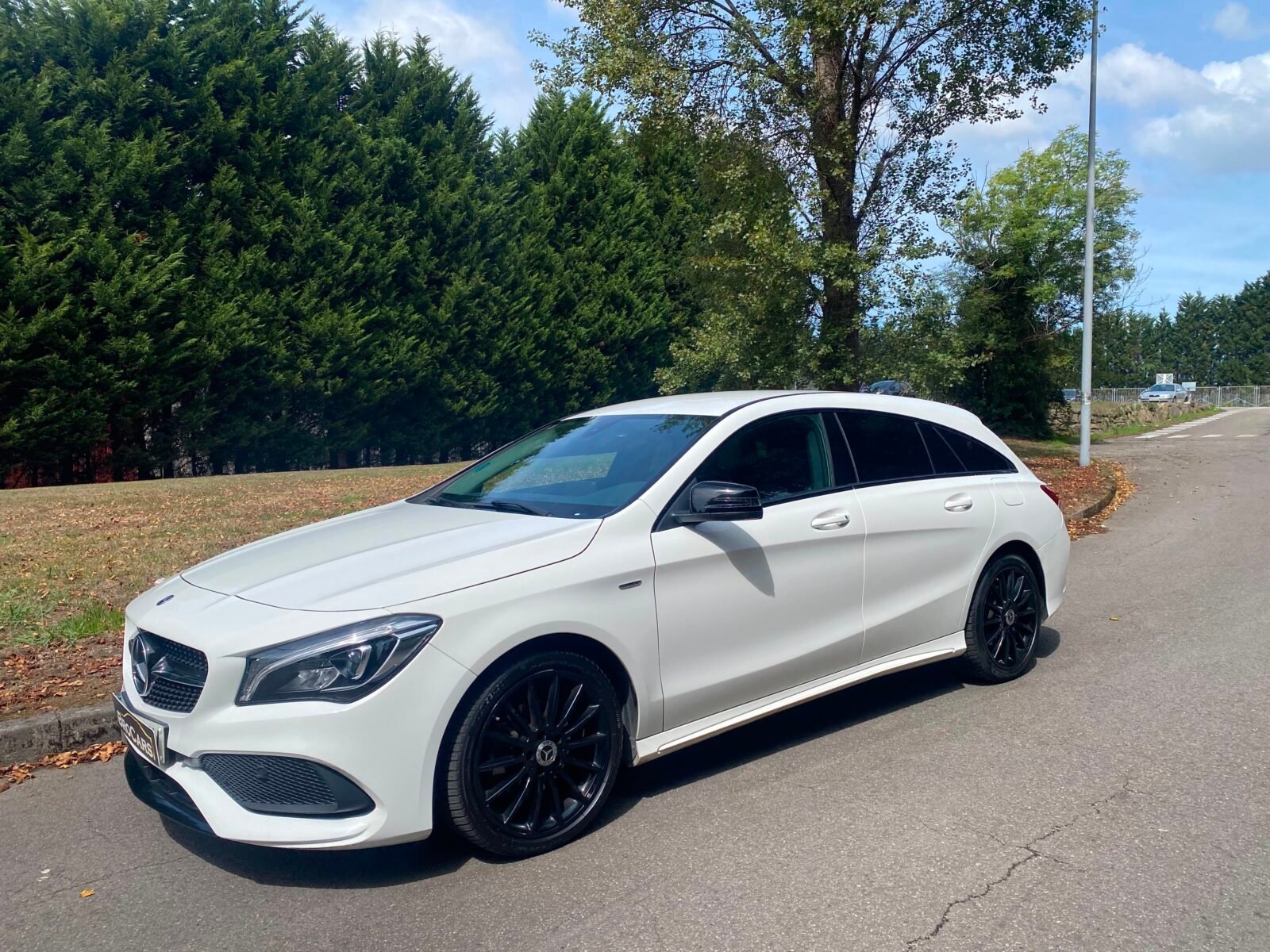 MERCEDES-BENZ CLA 200 D AMG SHOOTINGBRAKE