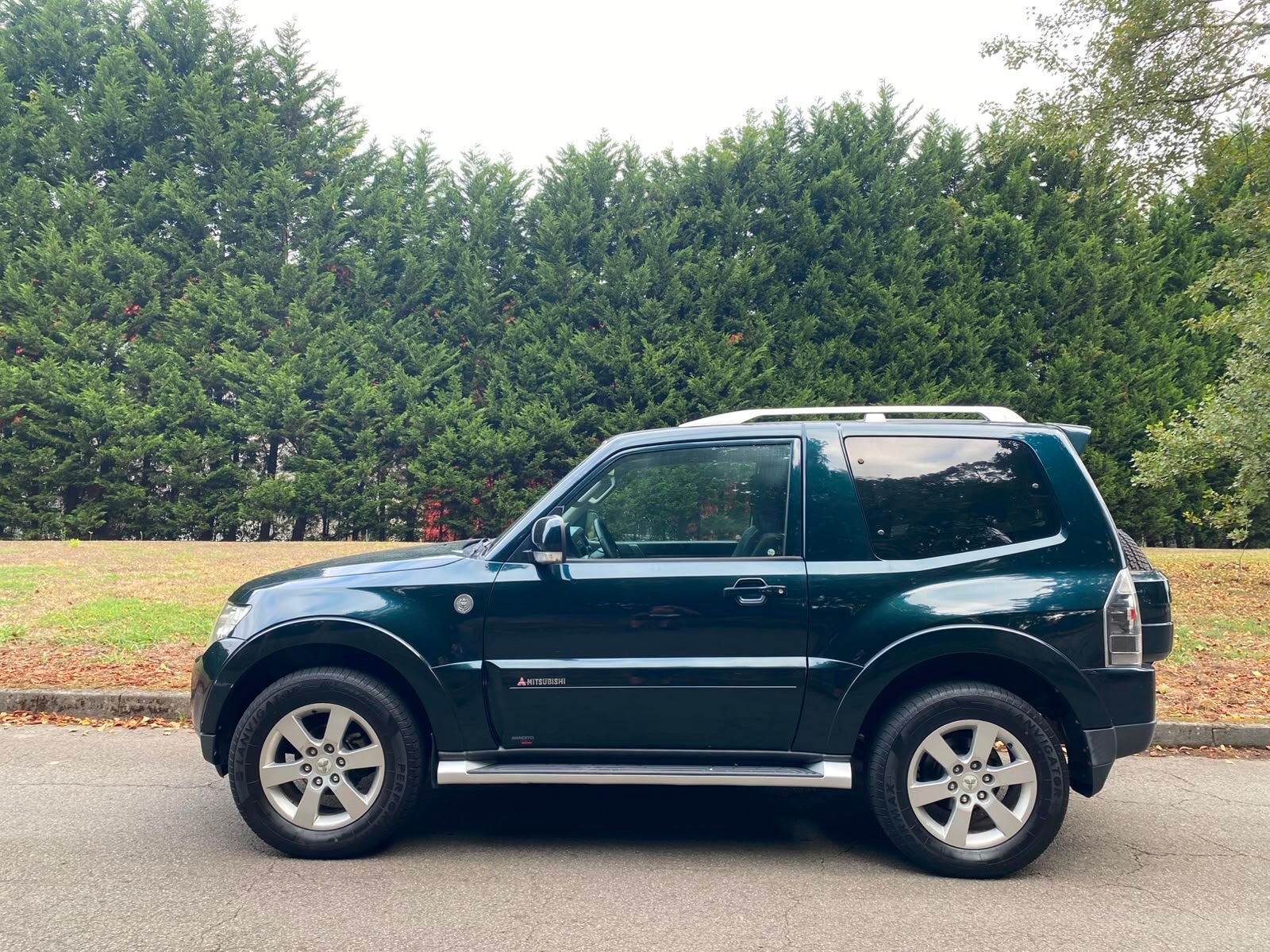 MITSUBISHI MONTERO 3.2 DiD DAKAR 
