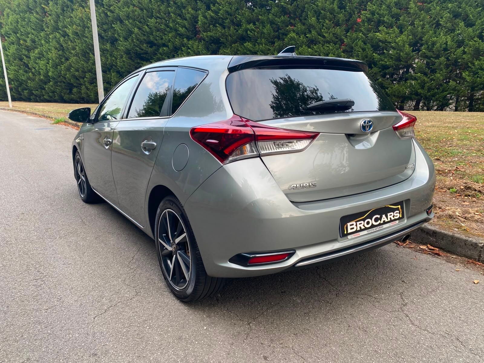 TOYOTA Auris 1.8 140h Hybrid Feel