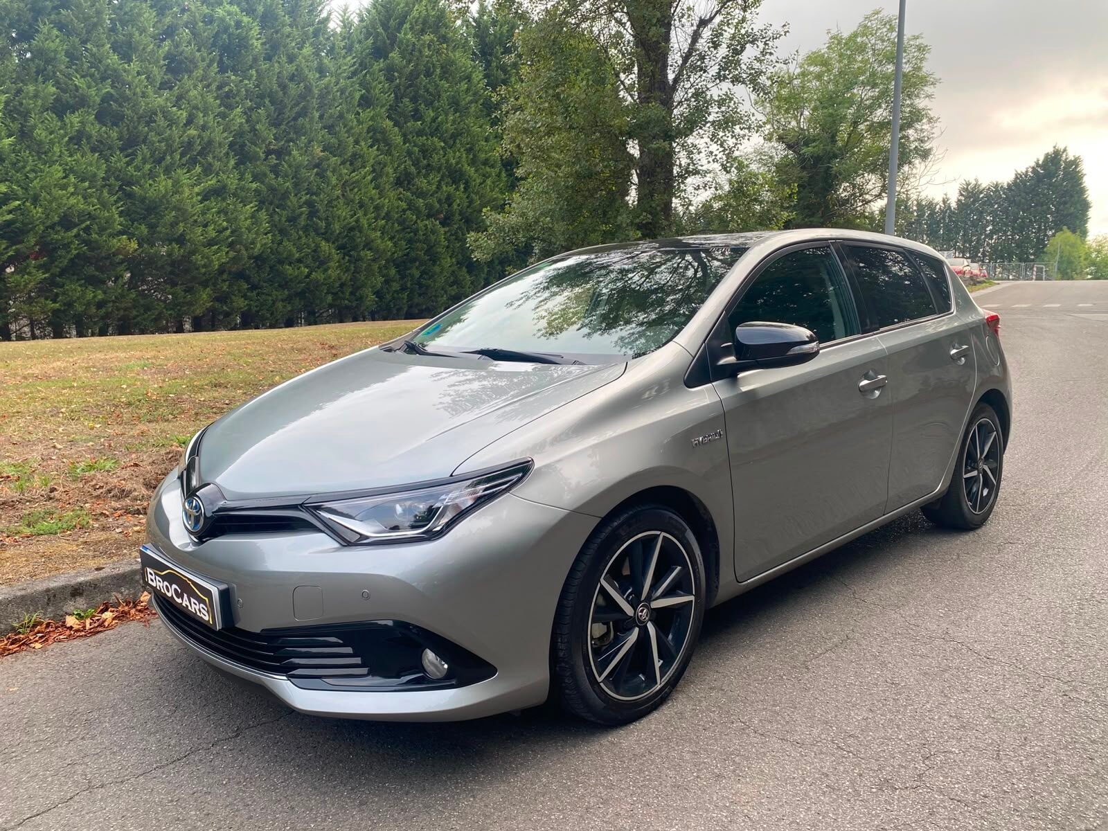TOYOTA Auris 1.8 140h Hybrid Feel