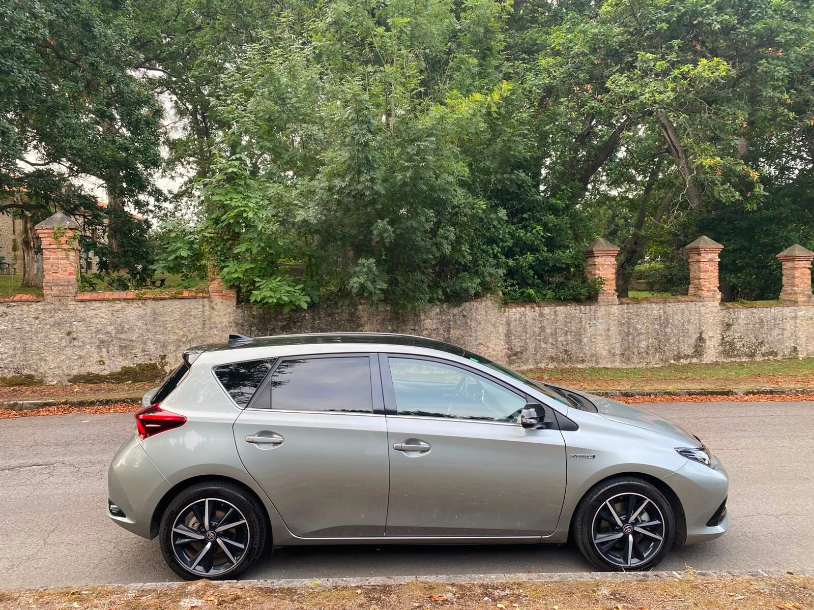 TOYOTA Auris 1.8 140h Hybrid Feel
