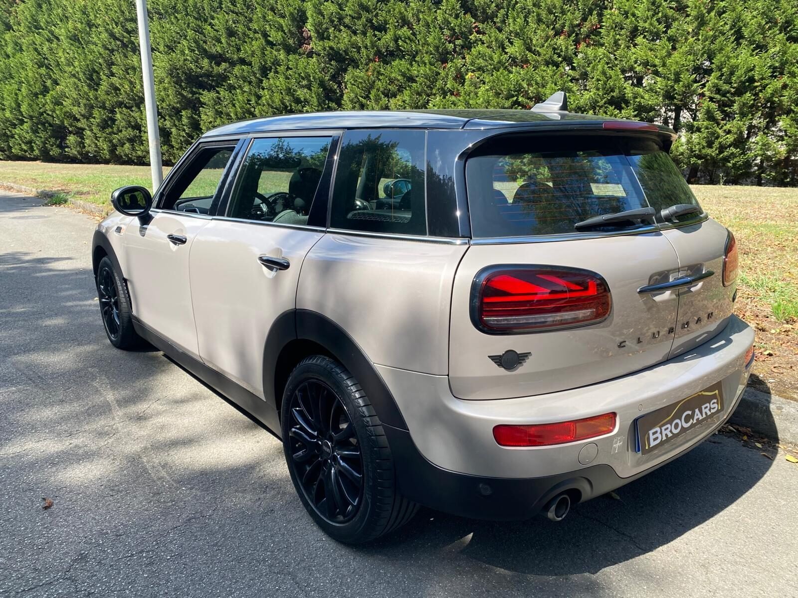 MINI CLUBMAN COOPER D