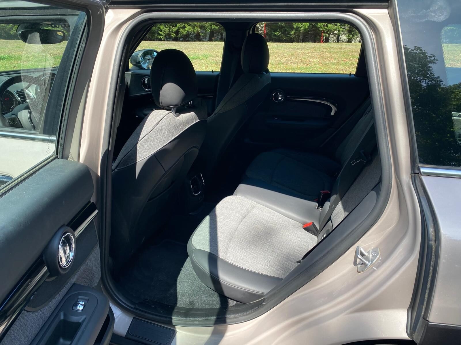 MINI CLUBMAN COOPER D