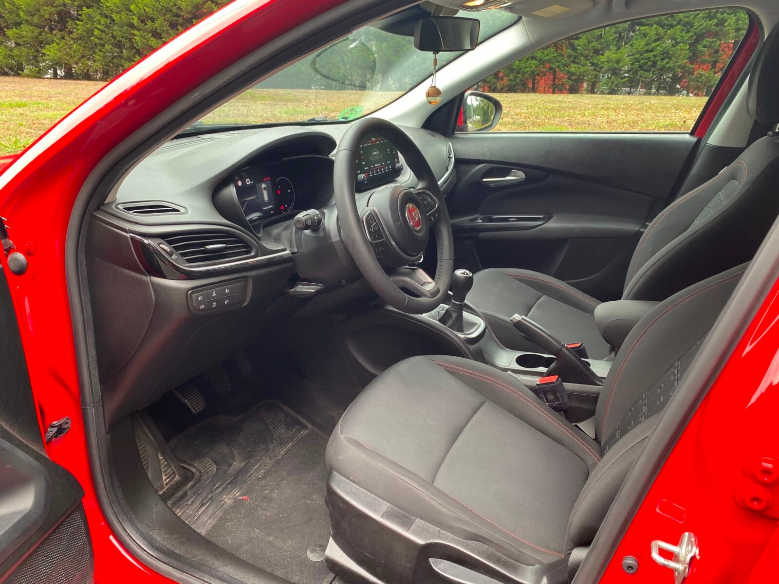 FIAT TIPO CROSS 1.0 RED