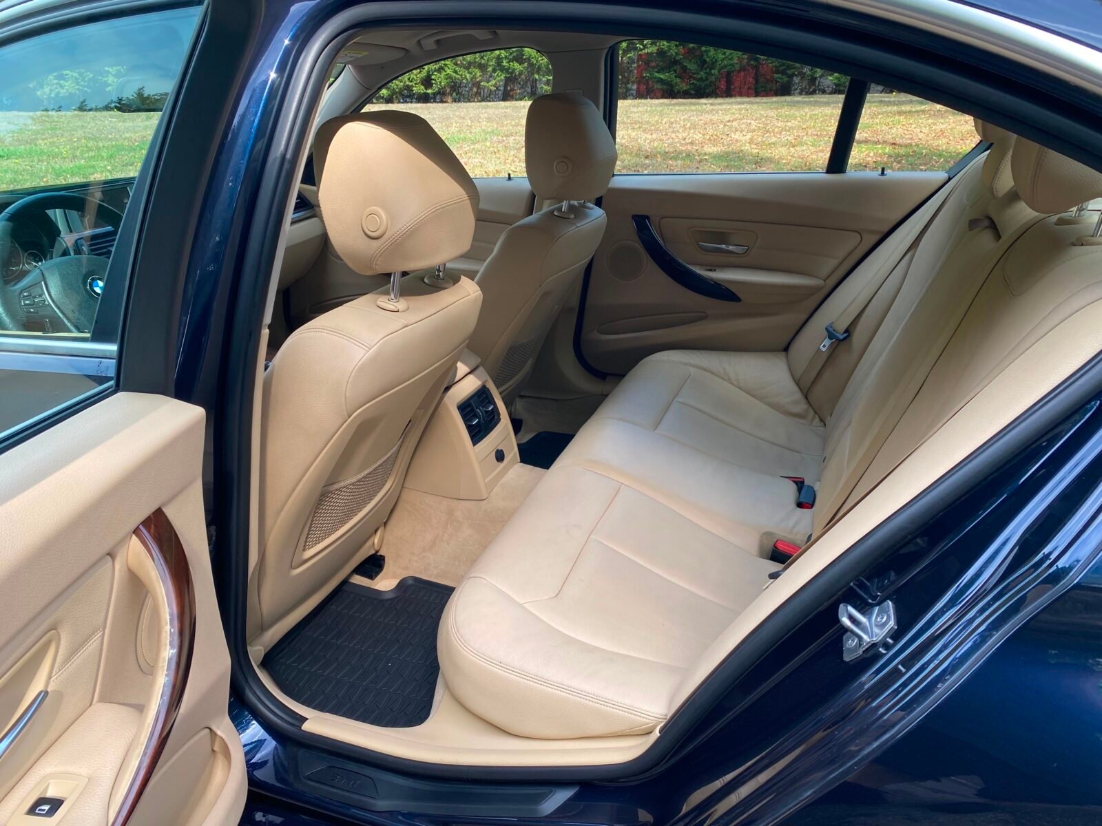 BMW 318D AUTO