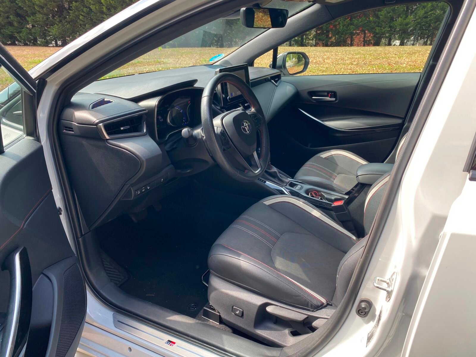 TOYOTA COROLLA 180h GRSPORT