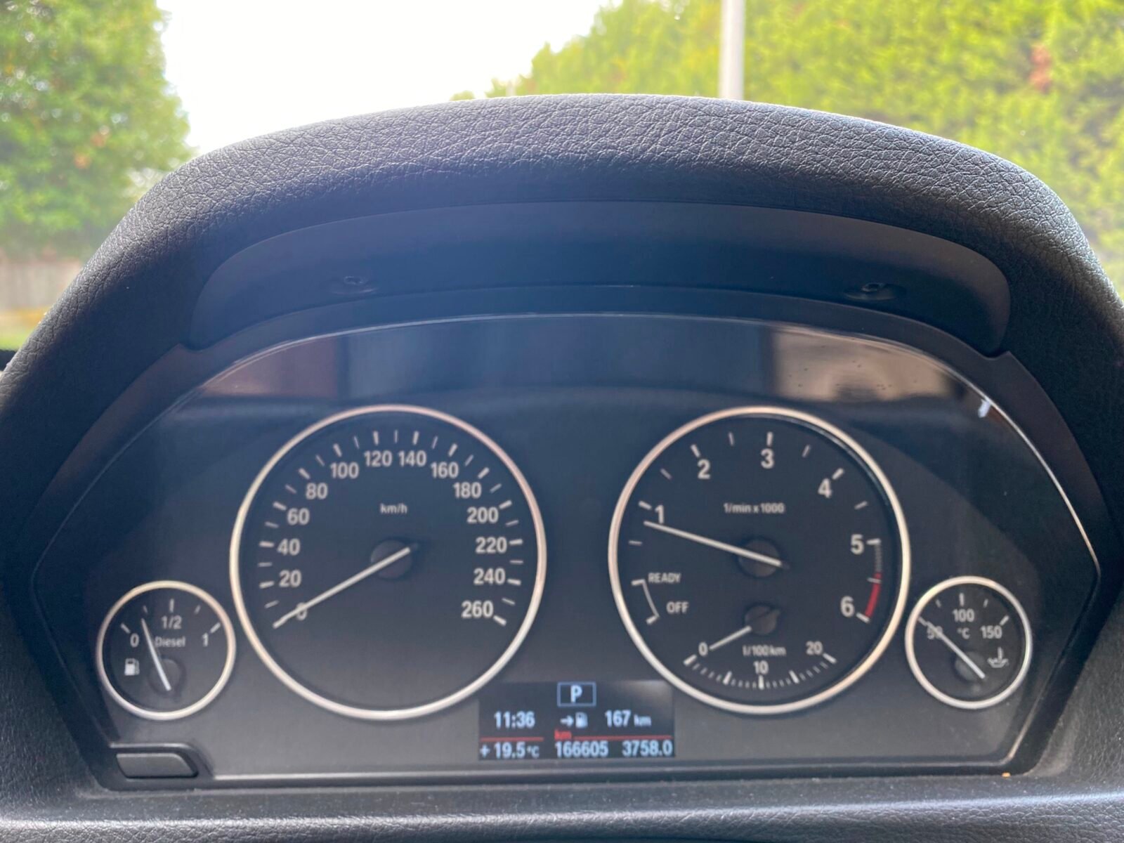 BMW 318D AUTO