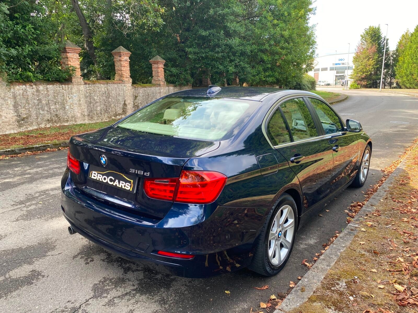 BMW 318D AUTO