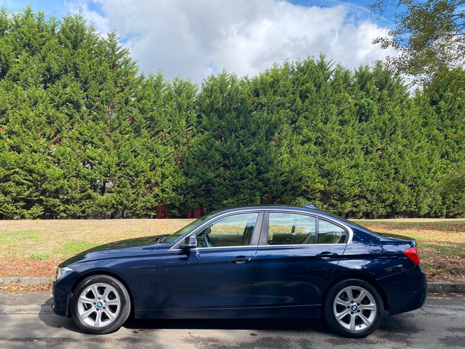 BMW 318D AUTO