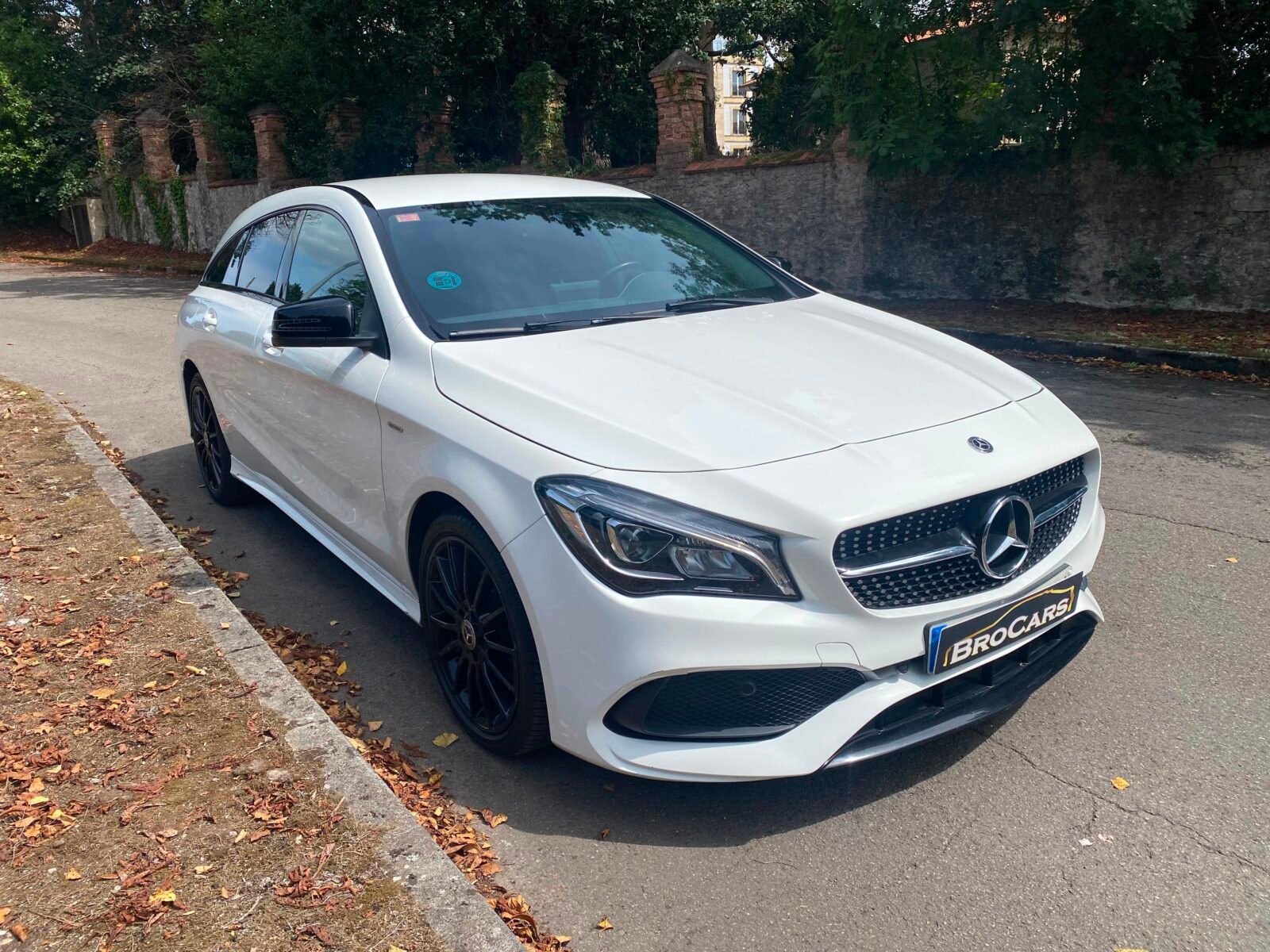 MERCEDES-BENZ CLA 200 D AMG SHOOTINGBRAKE
