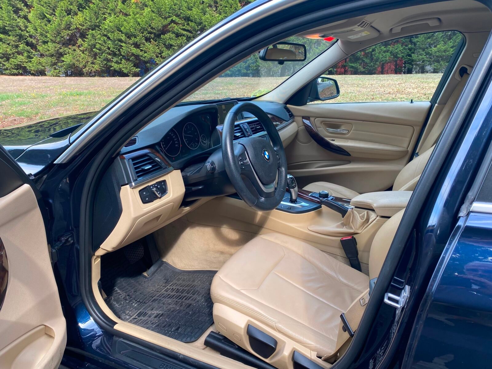 BMW 318D AUTO