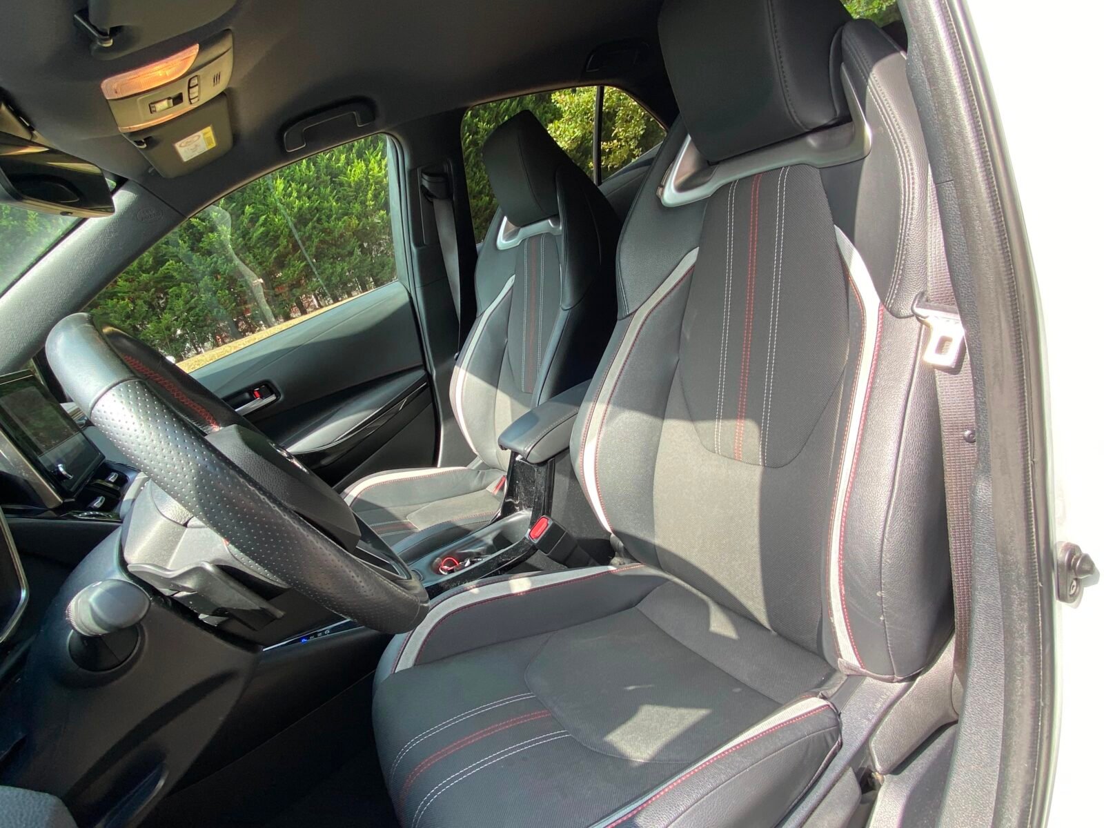 TOYOTA COROLLA 180h GRSPORT