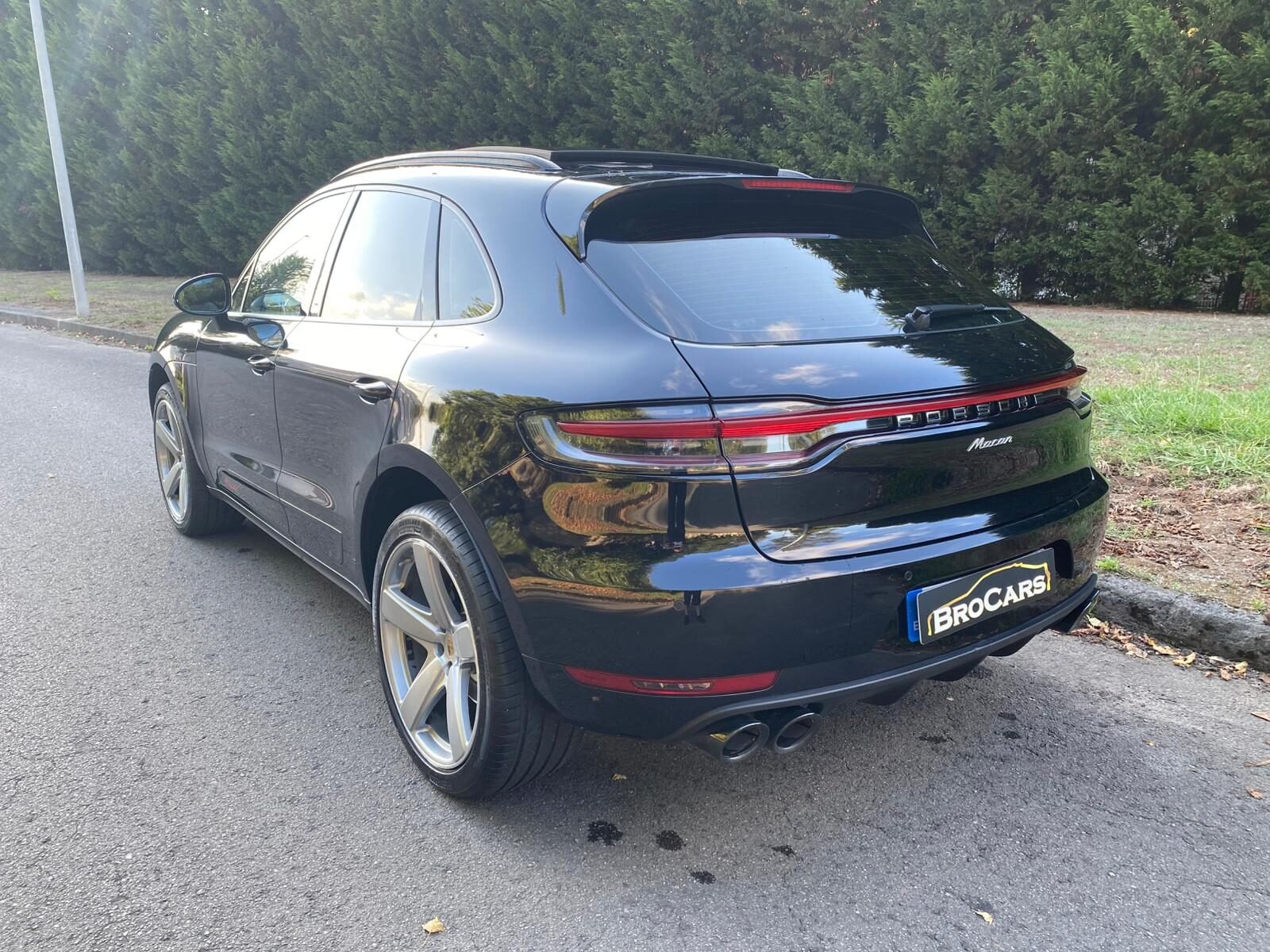 PORSCHE Macan 2.0T