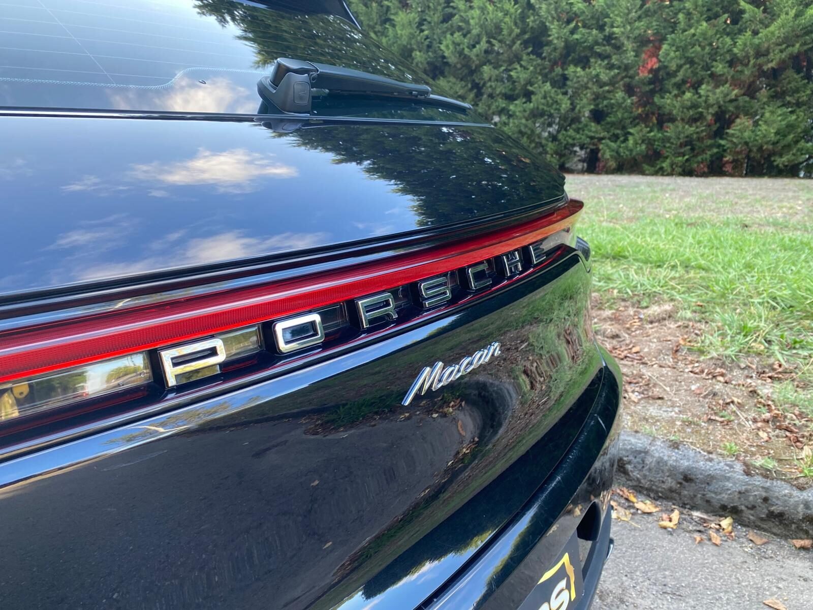 PORSCHE Macan 2.0T