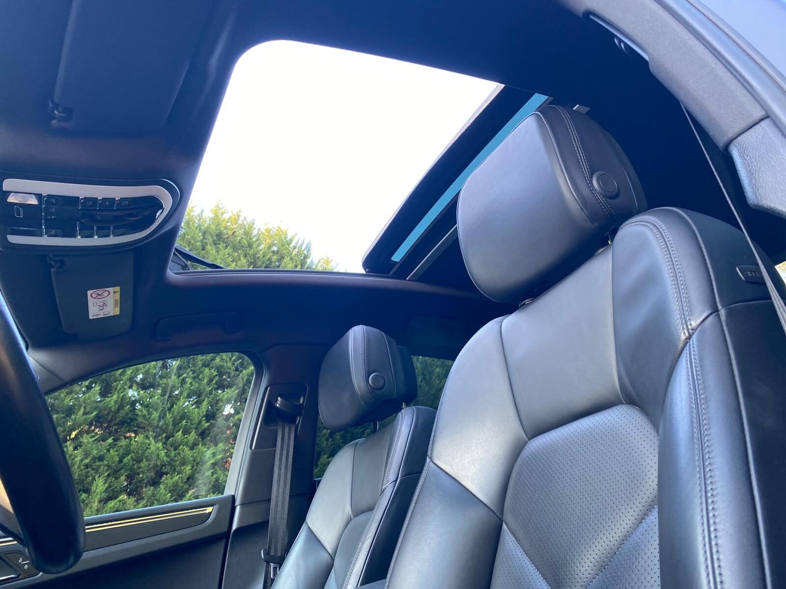 PORSCHE Macan 2.0T
